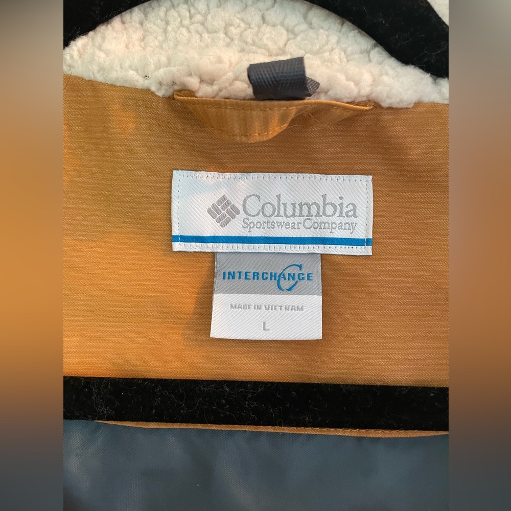 Columbia Shell Jacket Size Large - image 3
